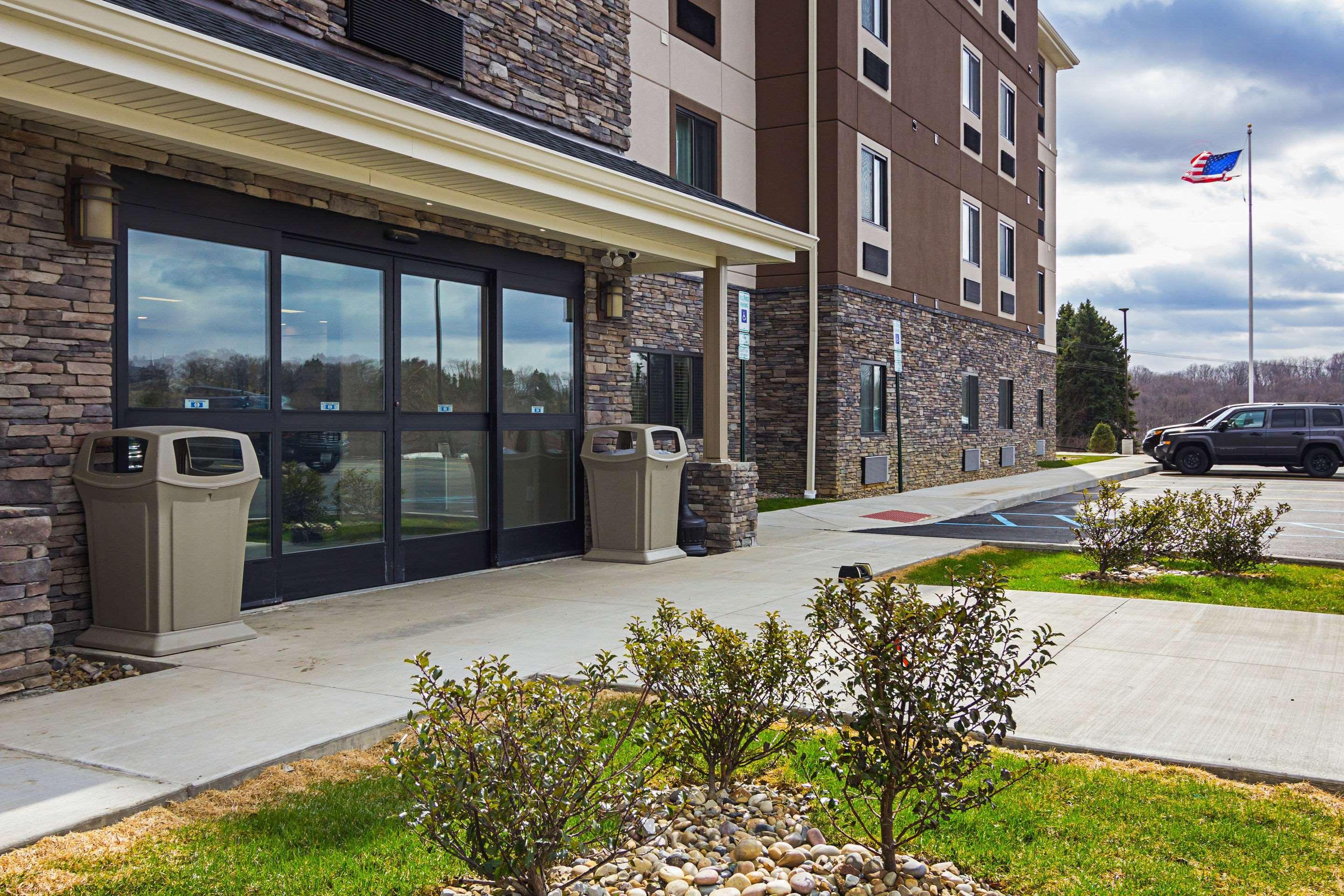 Suburban Studios Monaca - Pittsburgh Εξωτερικό φωτογραφία